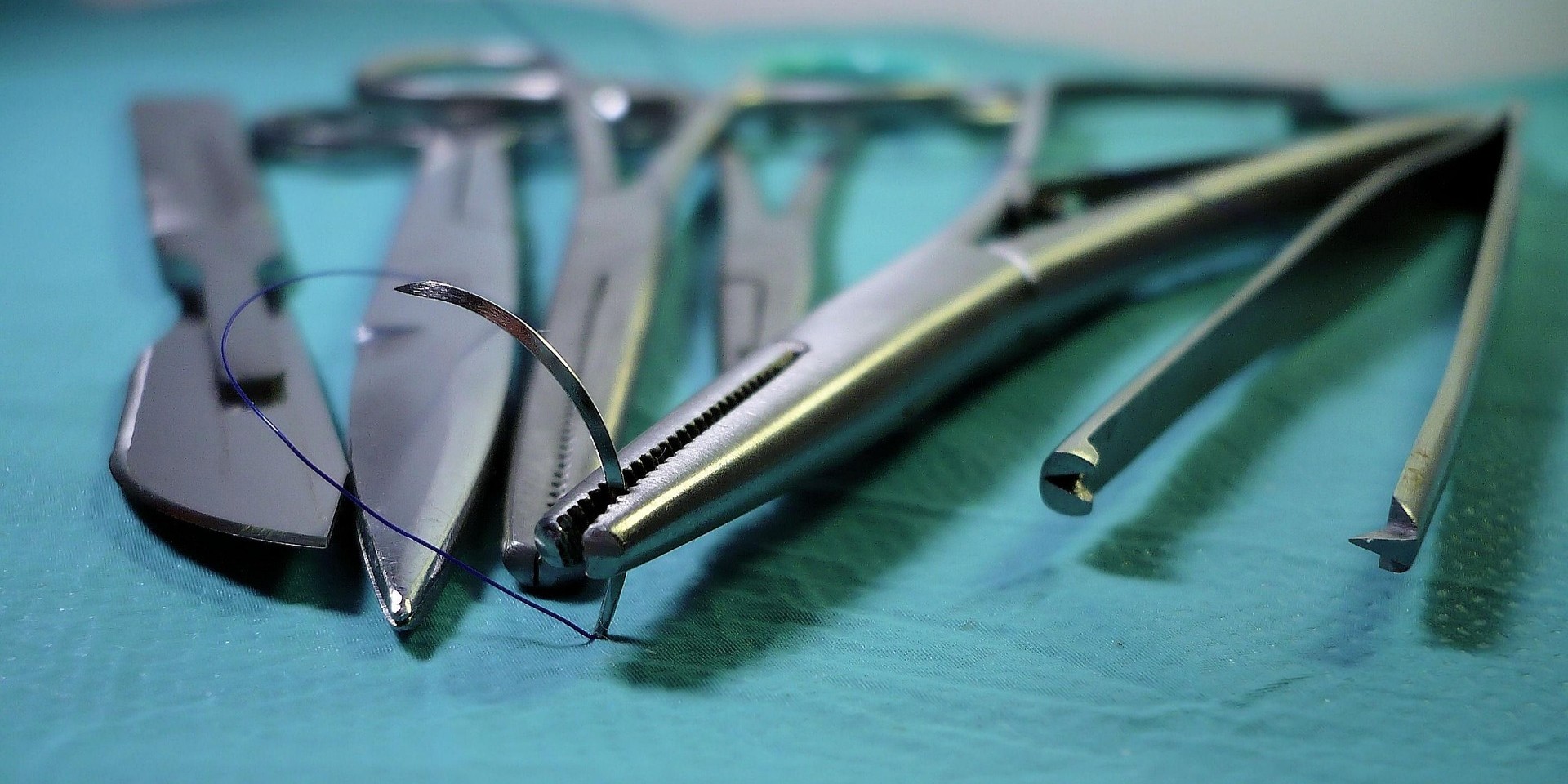 surgical instruments